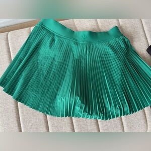 lululemon athletica Green Pleated Skirt
